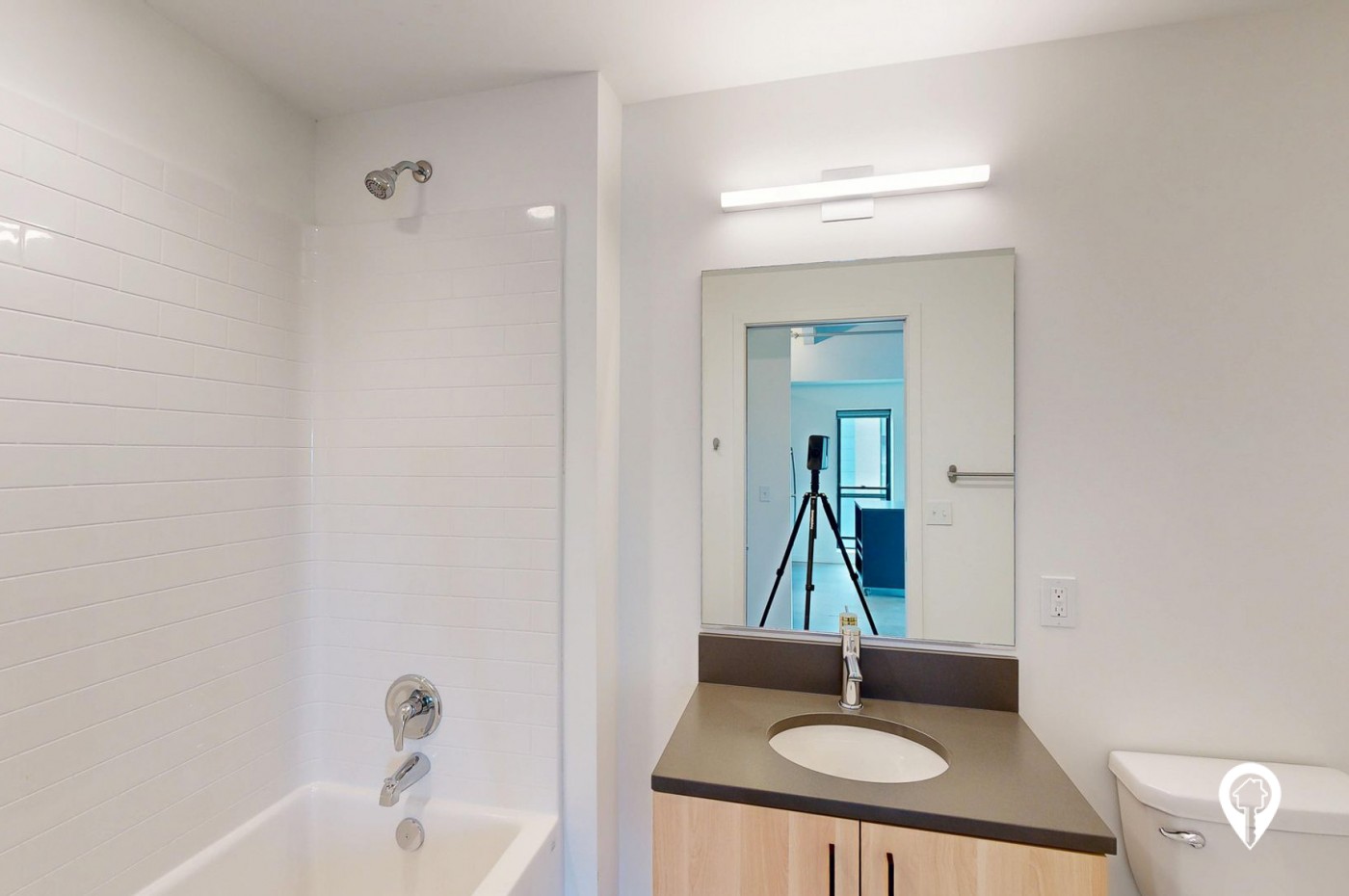 418 East Grand Apartments