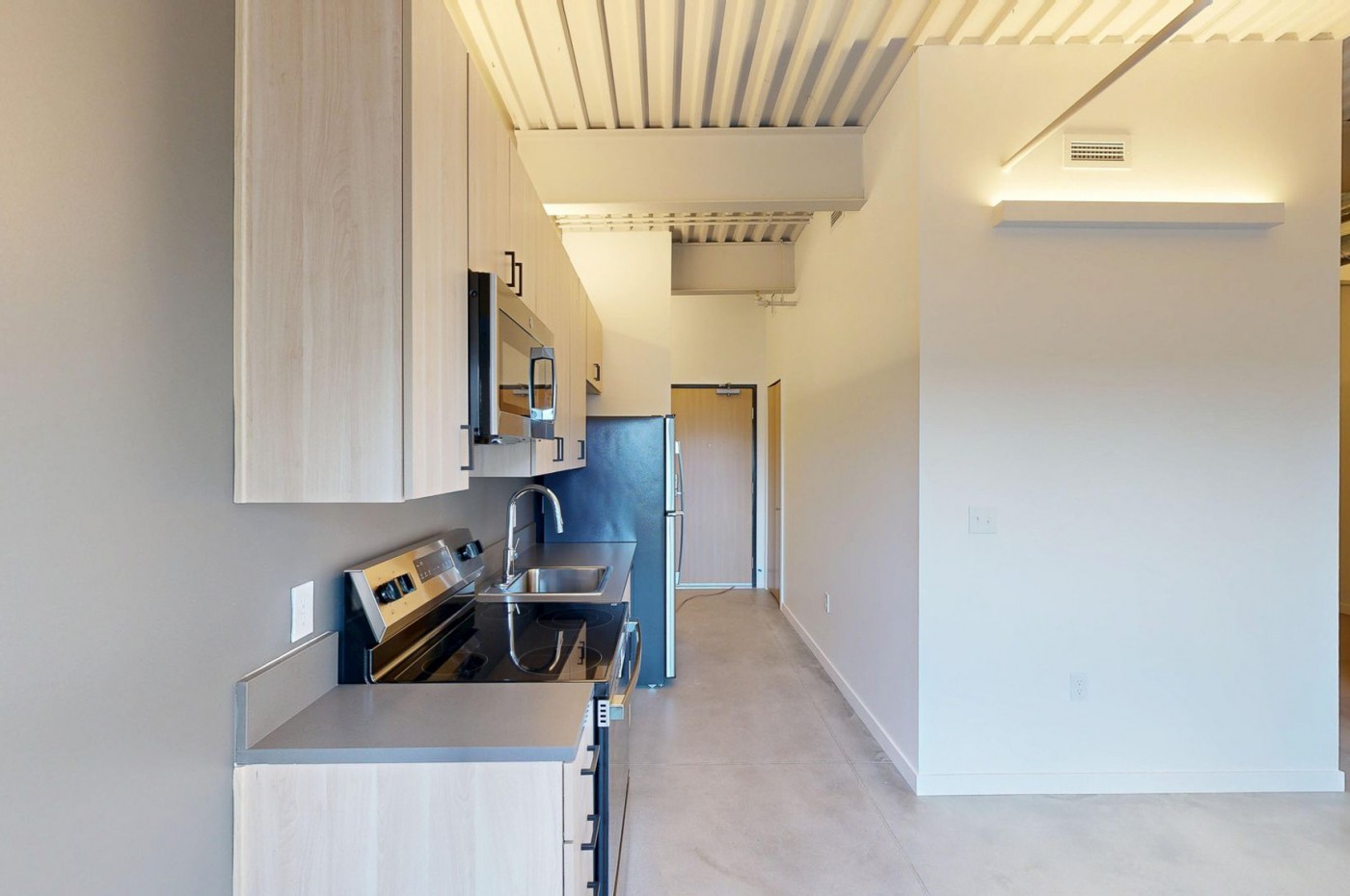 418 East Grand Apartments