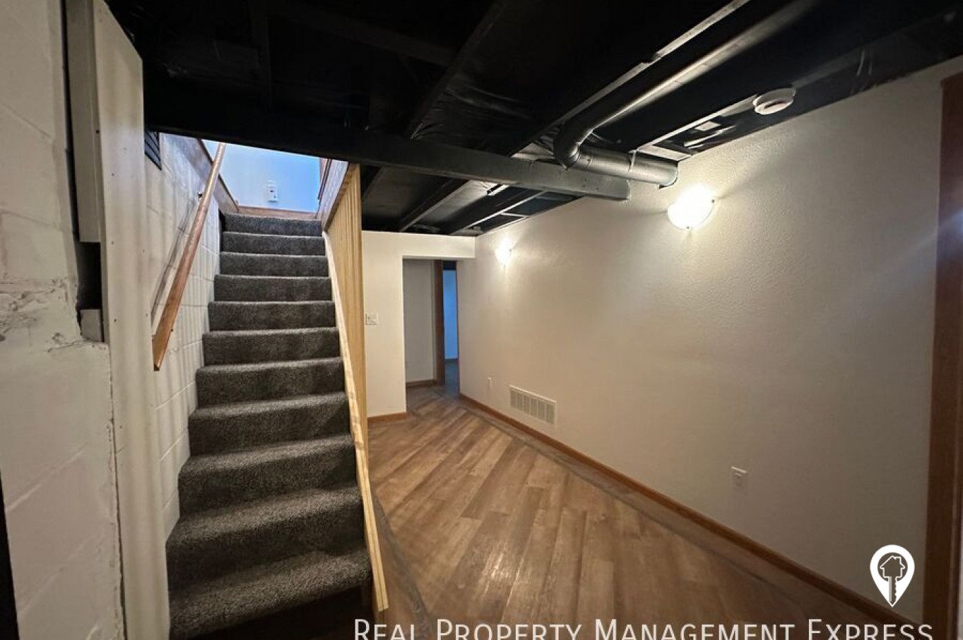 312 S 1st Ave House