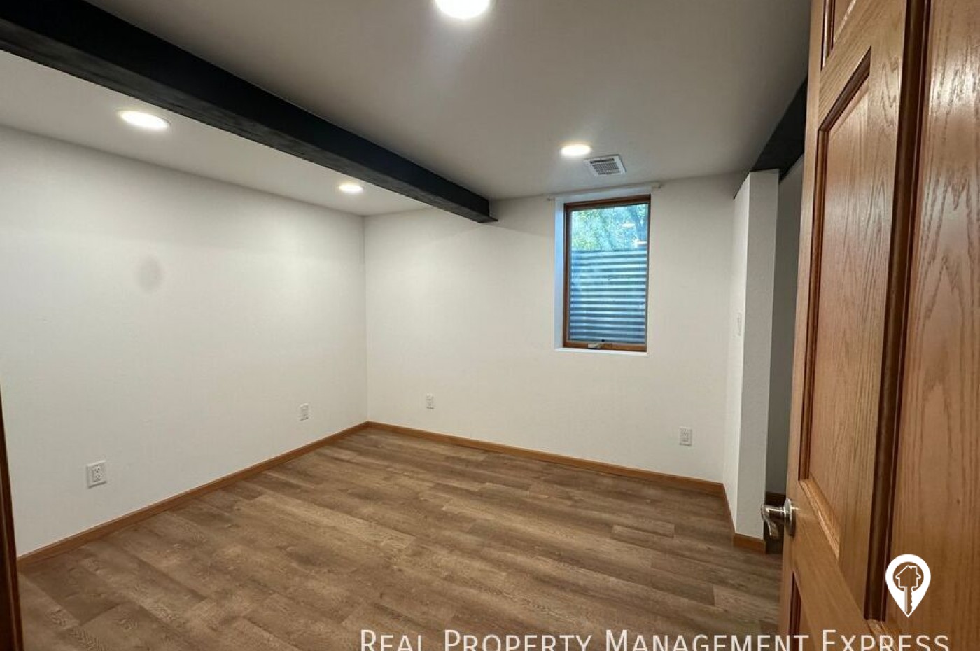 312 S 1st Ave House