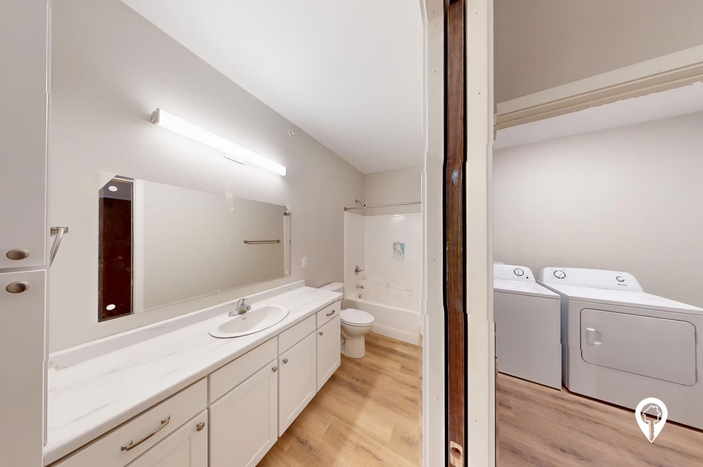 South Pointe Apartments & Townhomes
