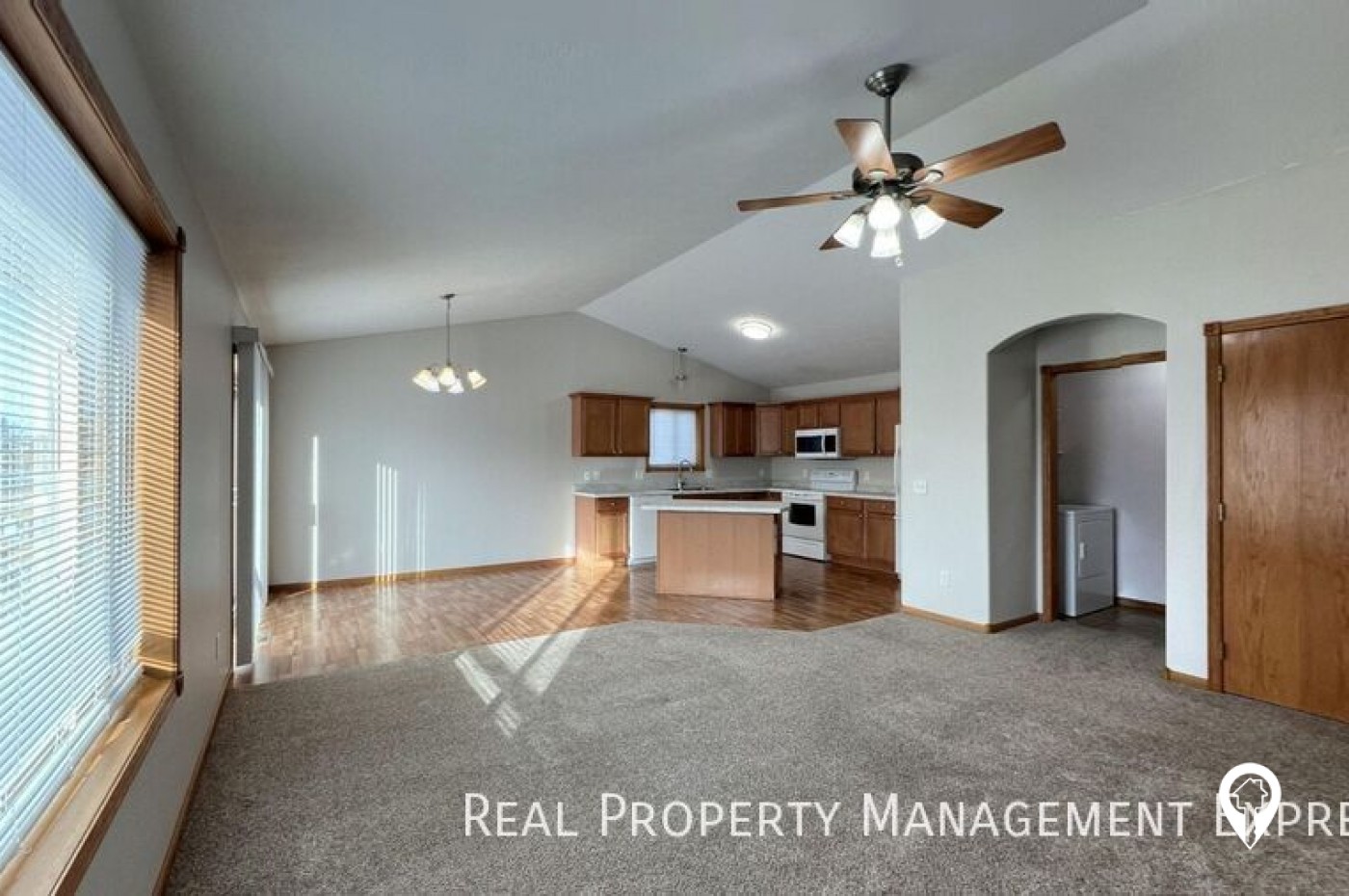 3202 N Aurora Ave House