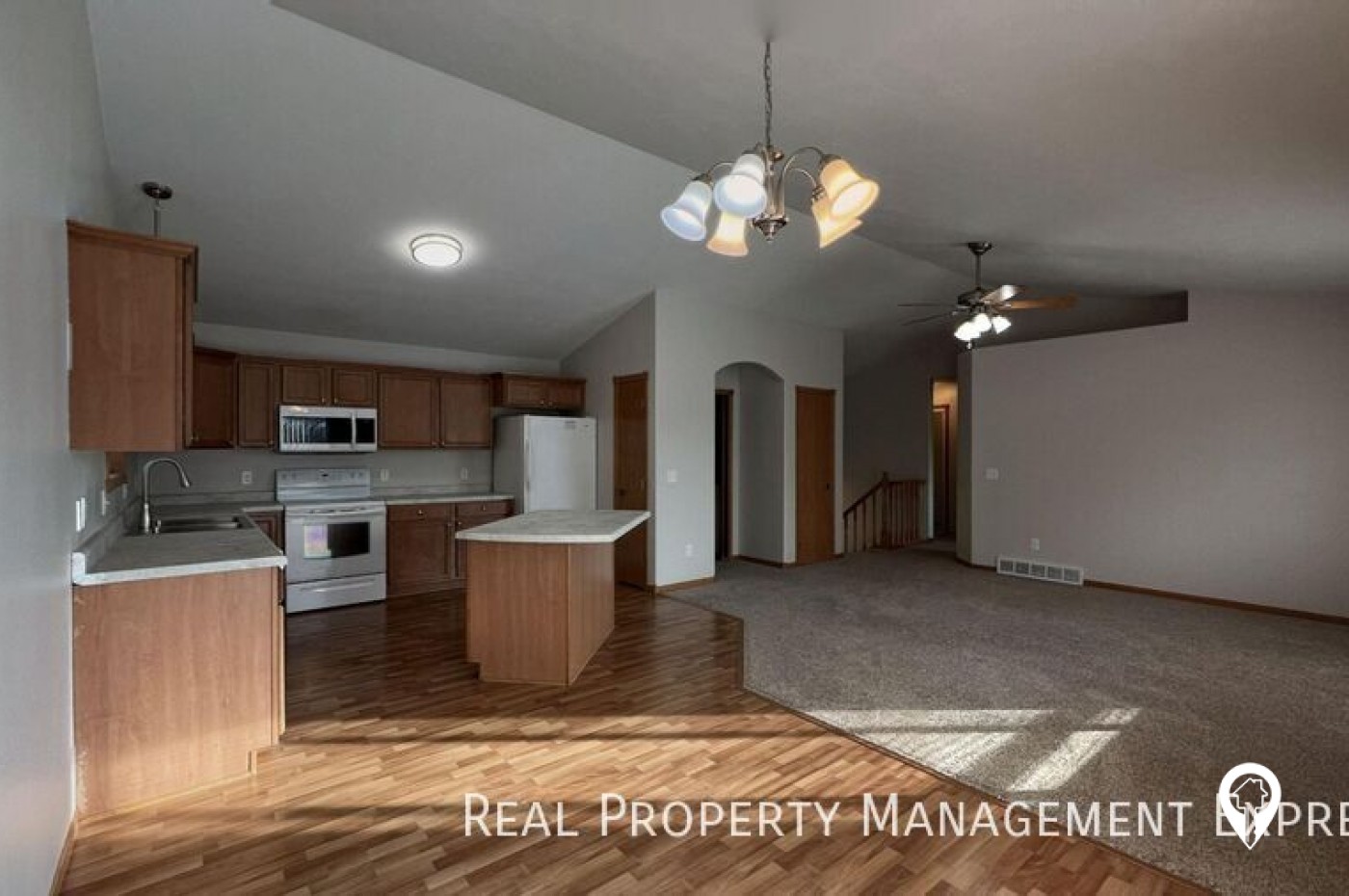 3202 N Aurora Ave House