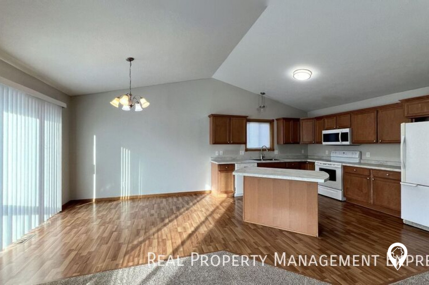 3202 N Aurora Ave House