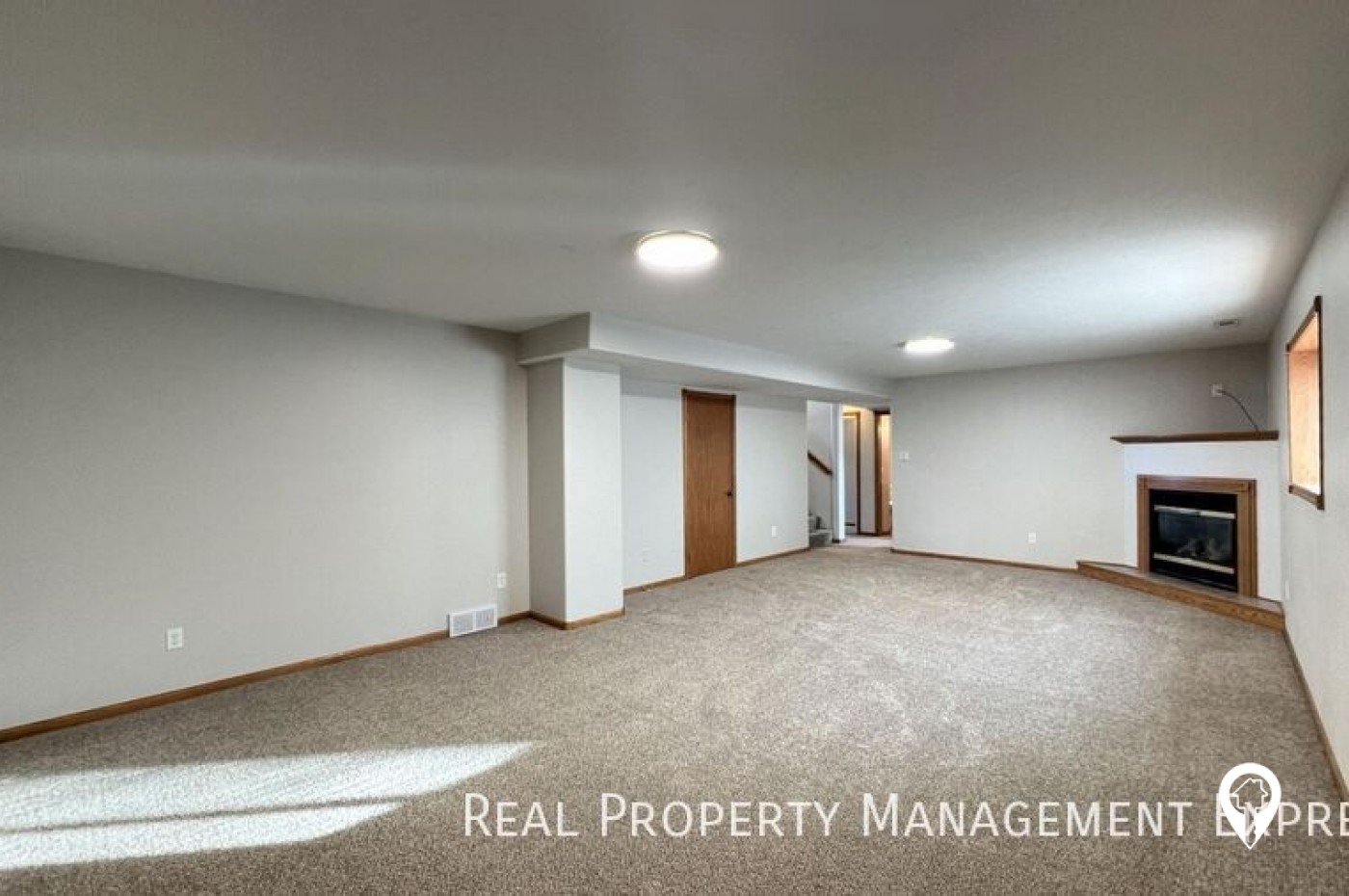 3202 N Aurora Ave House