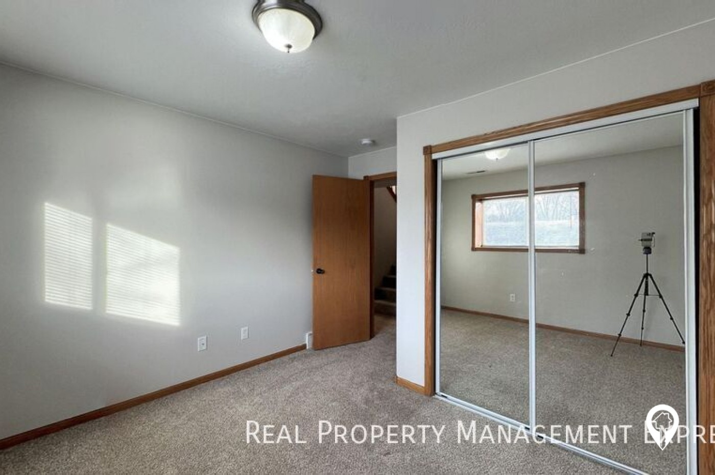 3202 N Aurora Ave House