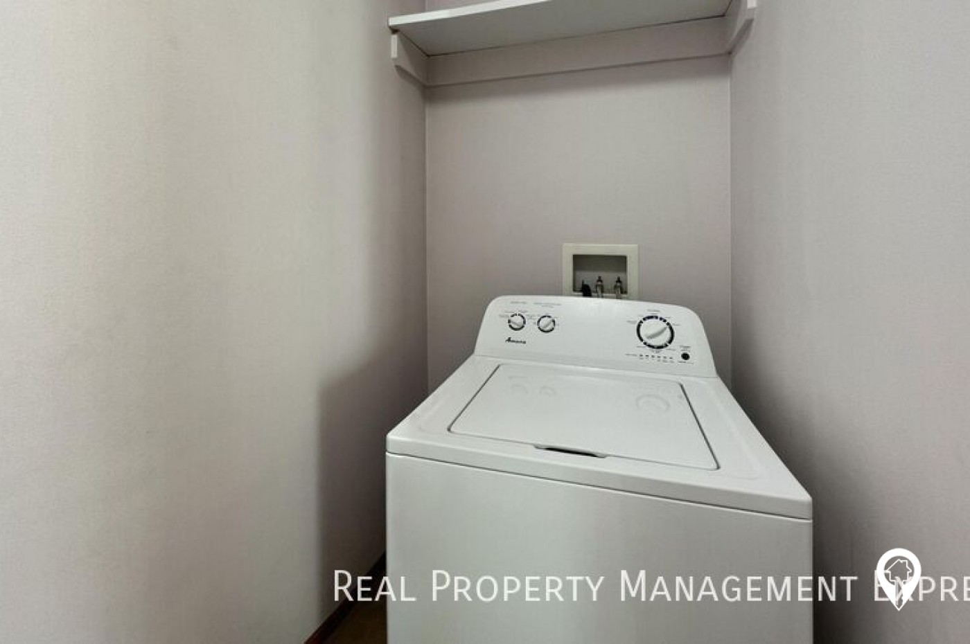 3202 N Aurora Ave House