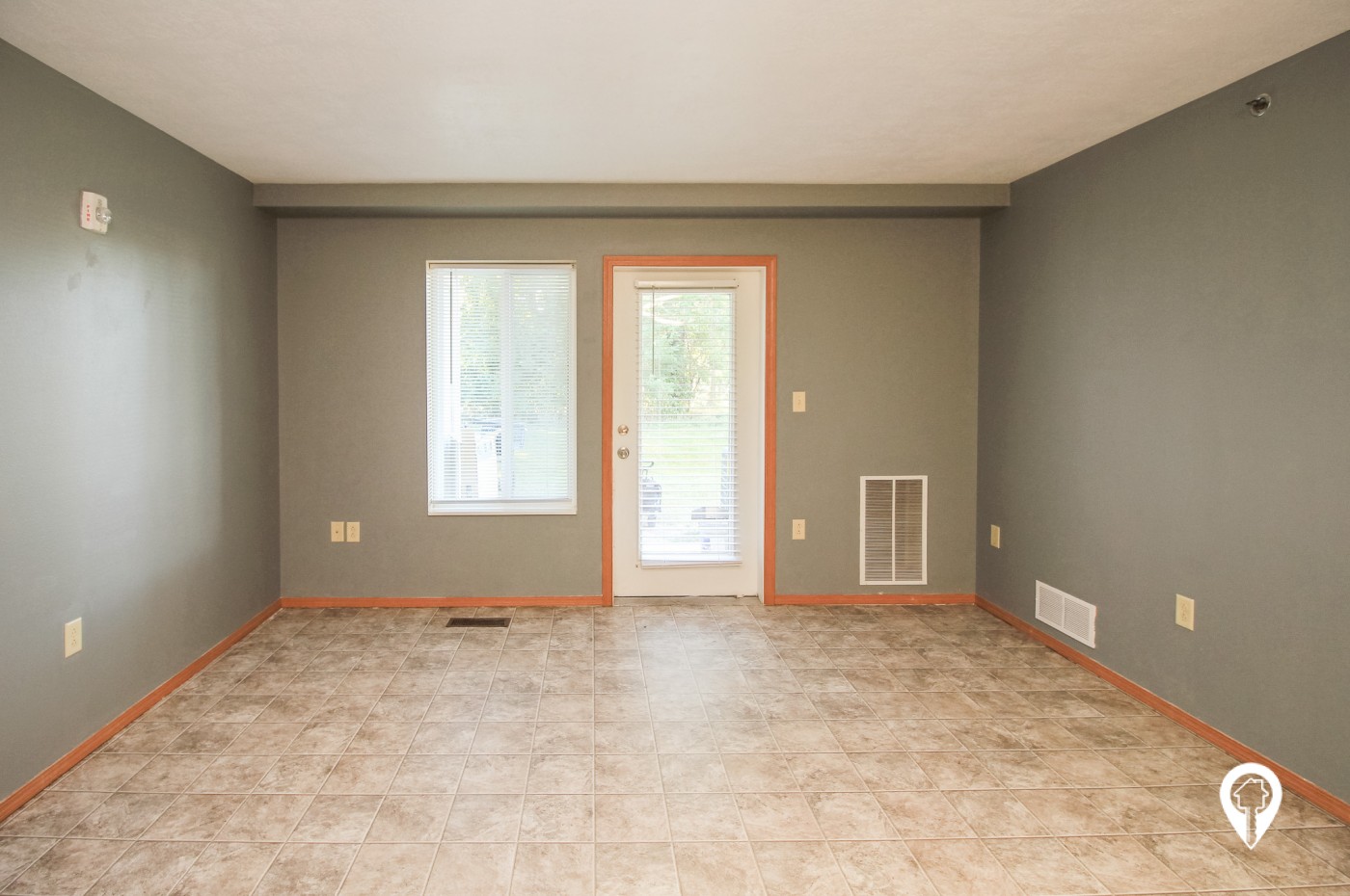 Northlake Apartments