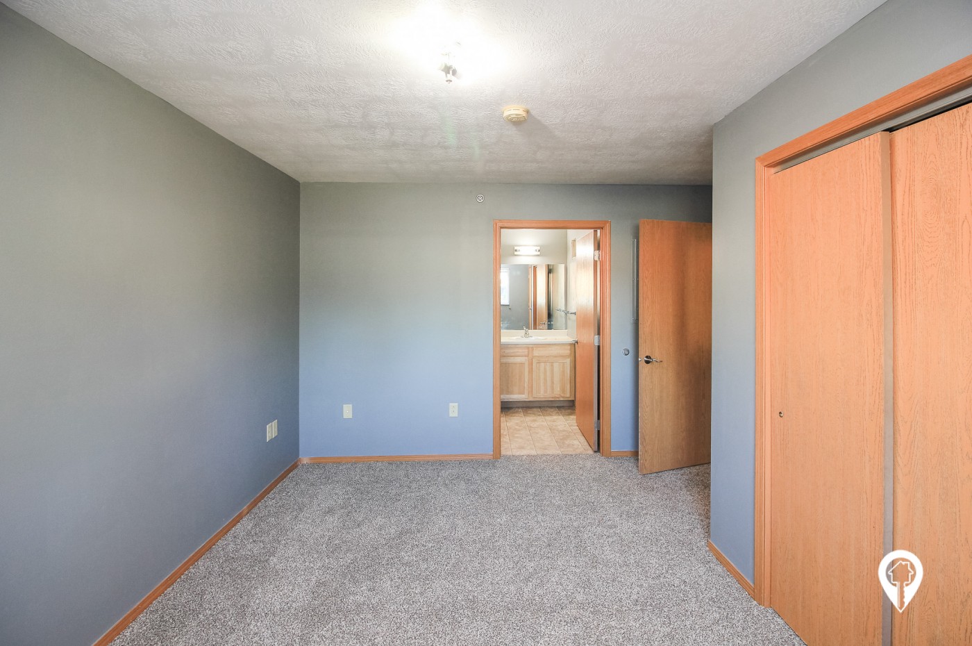 Northlake Apartments