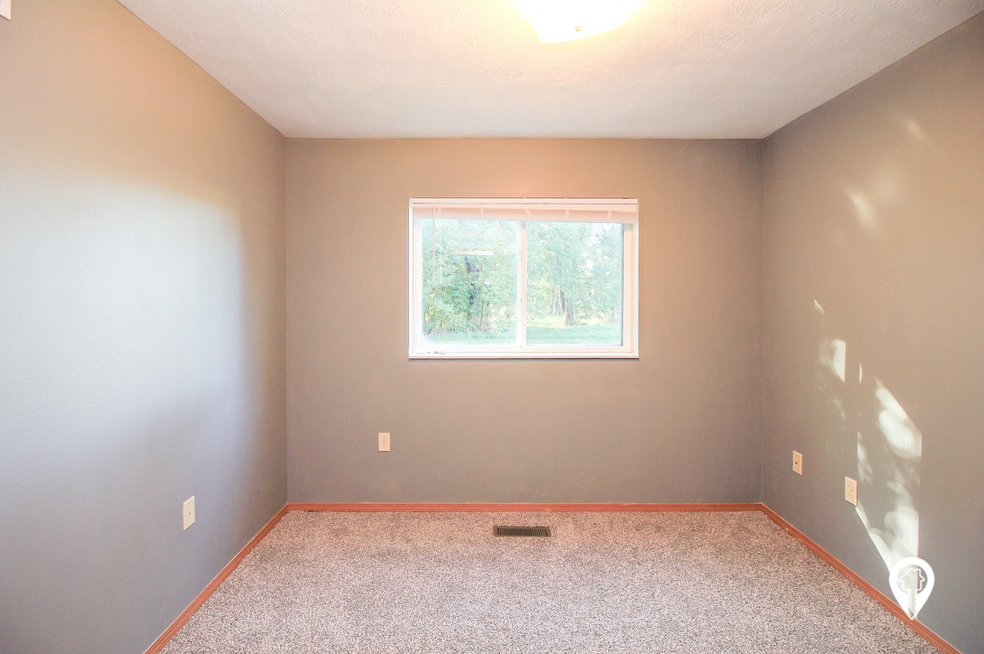 Northlake Apartments