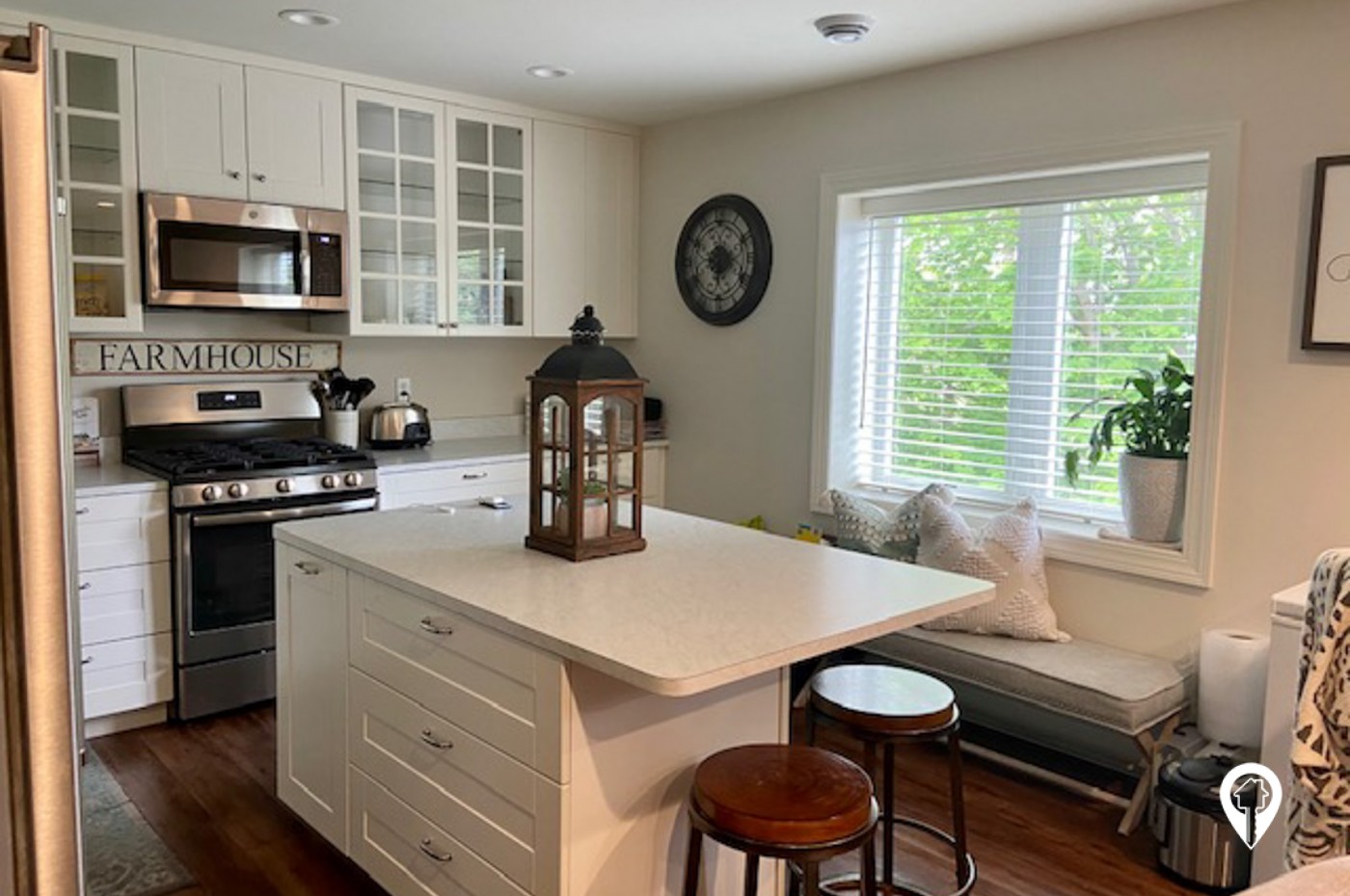 10th Street Apartments