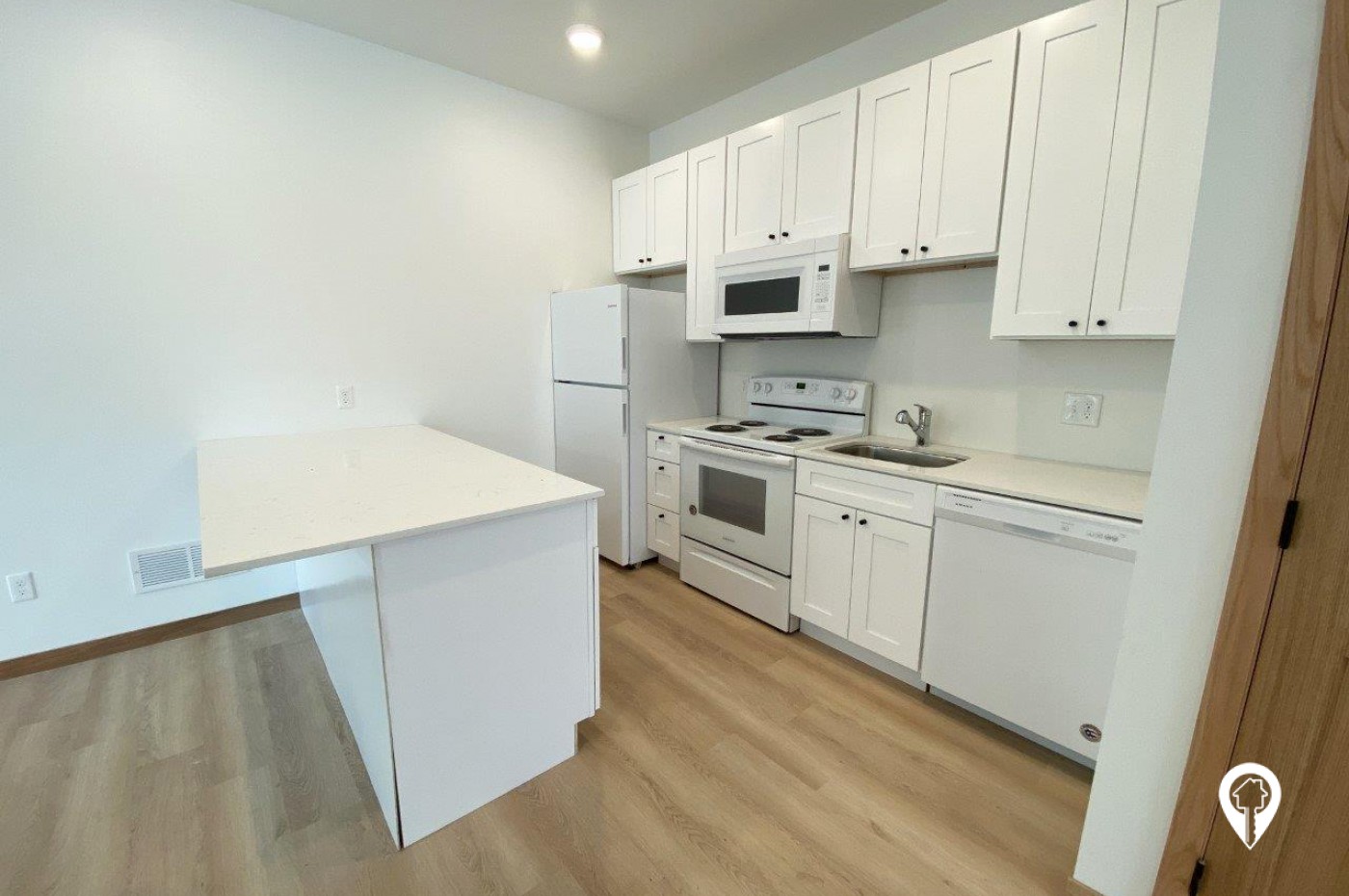 Egan Avenue Residence