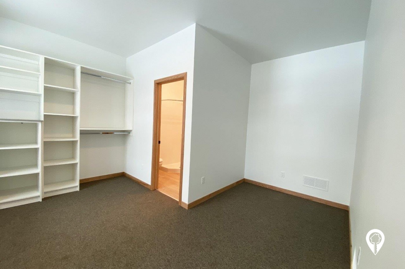 Egan Avenue Residence