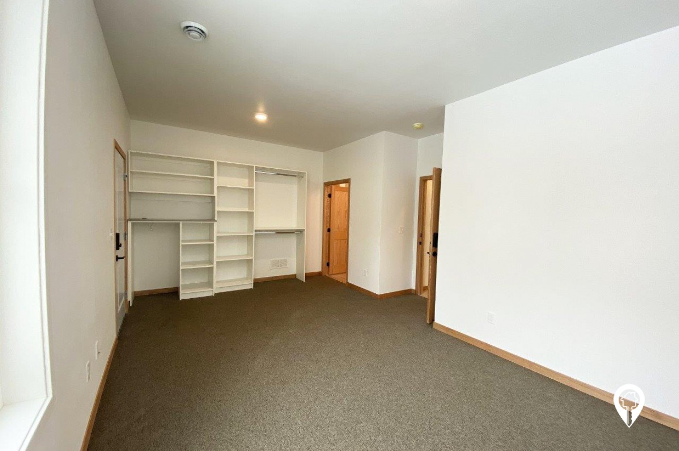 Egan Avenue Residence