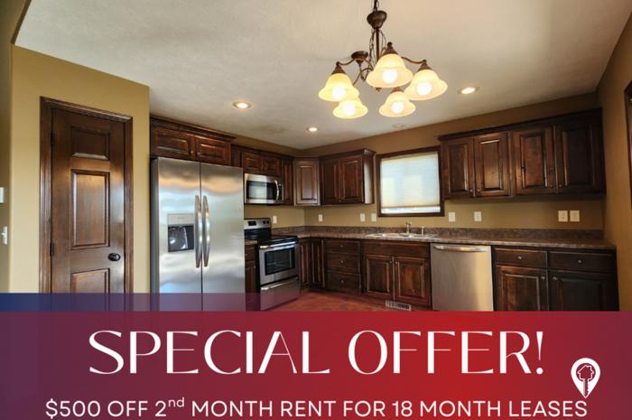 205 W Ivy Rd Townhome