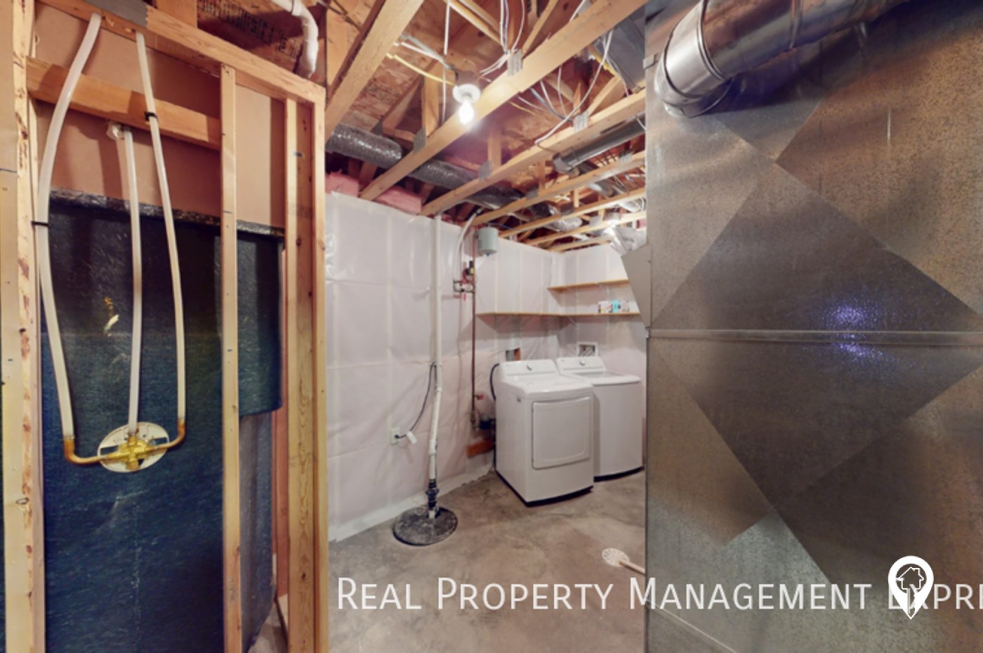 205 W Ivy Rd Townhome