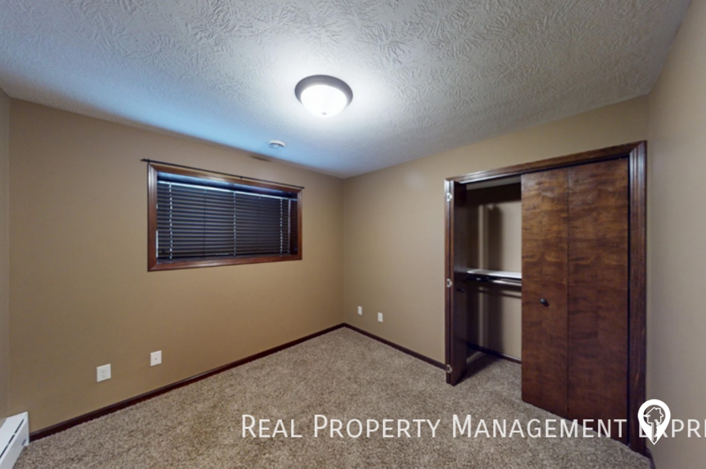 205 W Ivy Rd Townhome