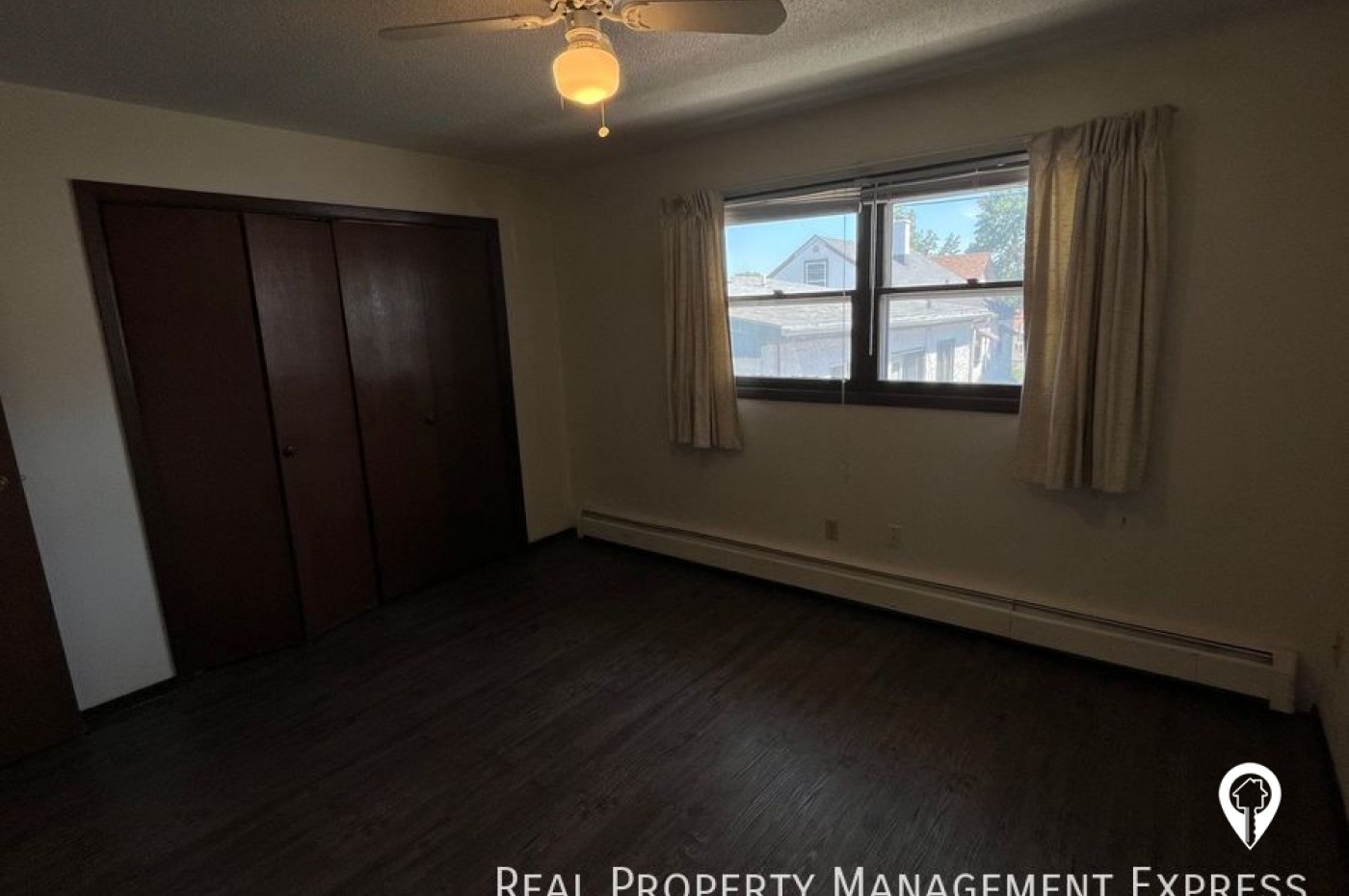 1511 E Nye St Duplex