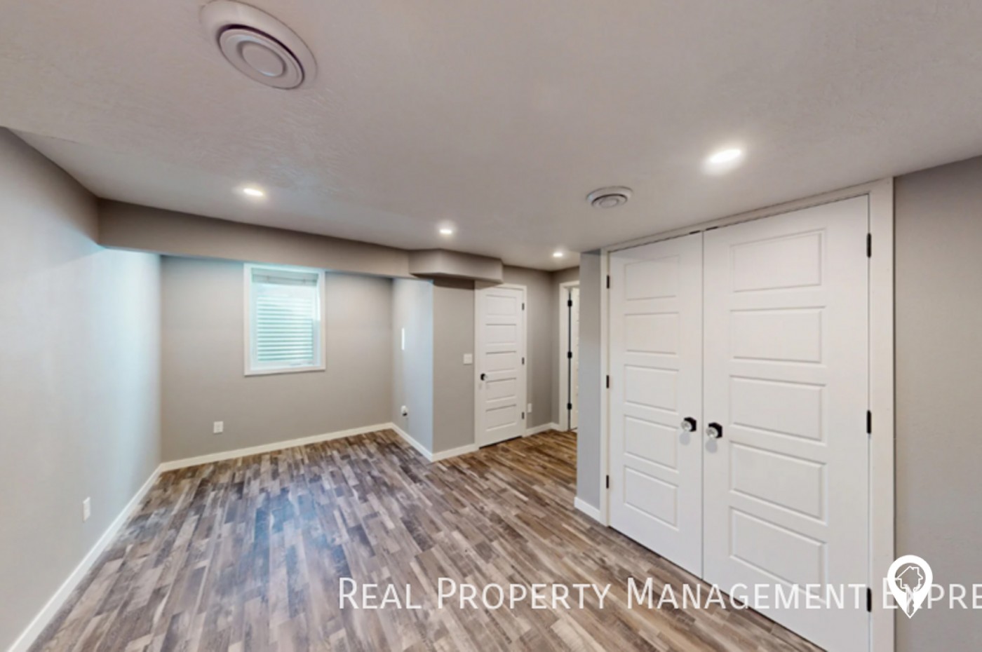 2520 S Norton Ave House