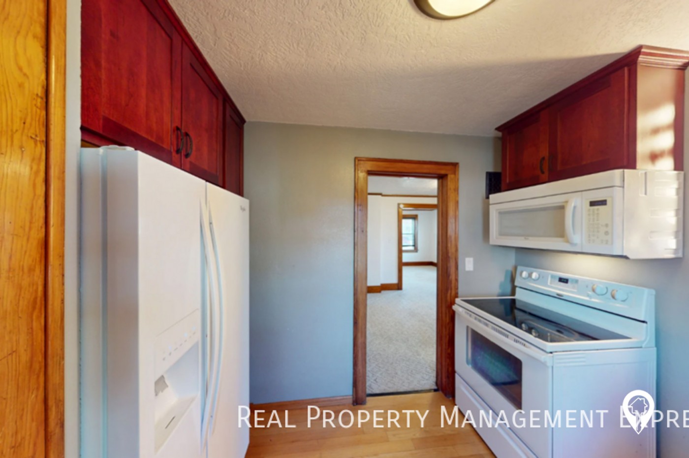 2520 S Norton Ave House