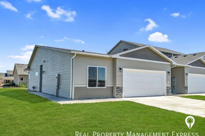 5400 S Dubuque Ave Townhome