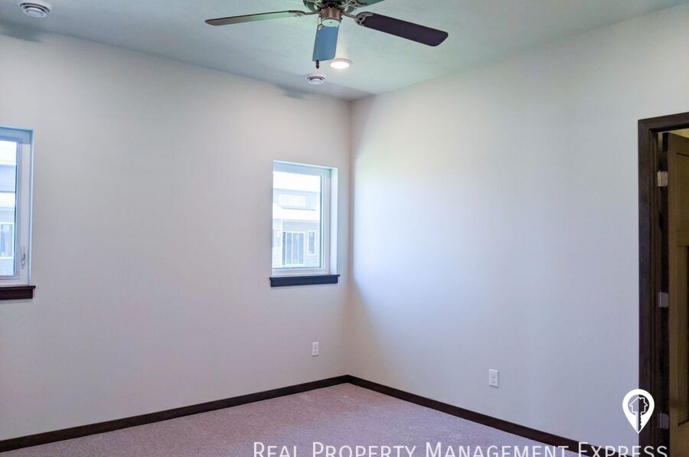 5400 S Dubuque Ave Townhome