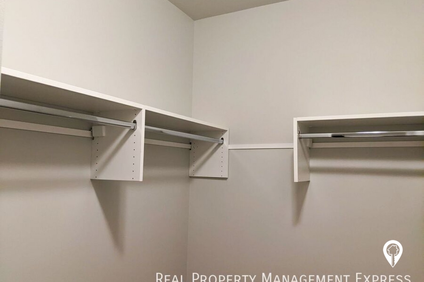 5400 S Dubuque Ave Townhome