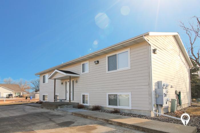 Country Ridge Apartments