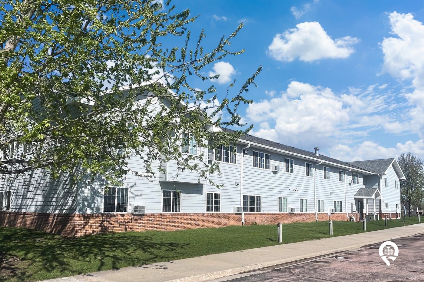 East Woods Apartments