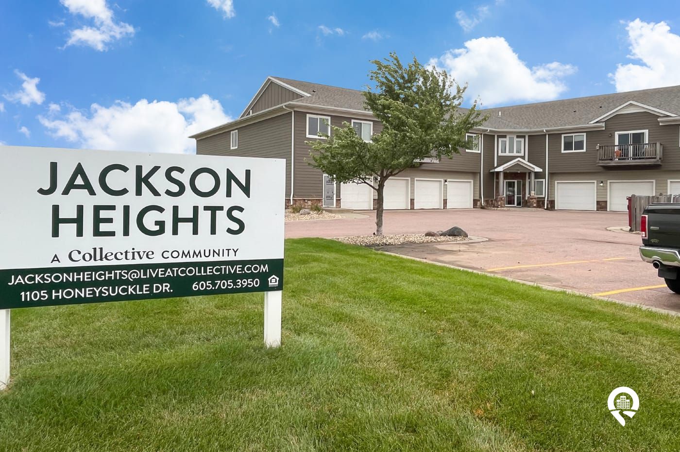 Jackson Heights Apartments & Townhomes