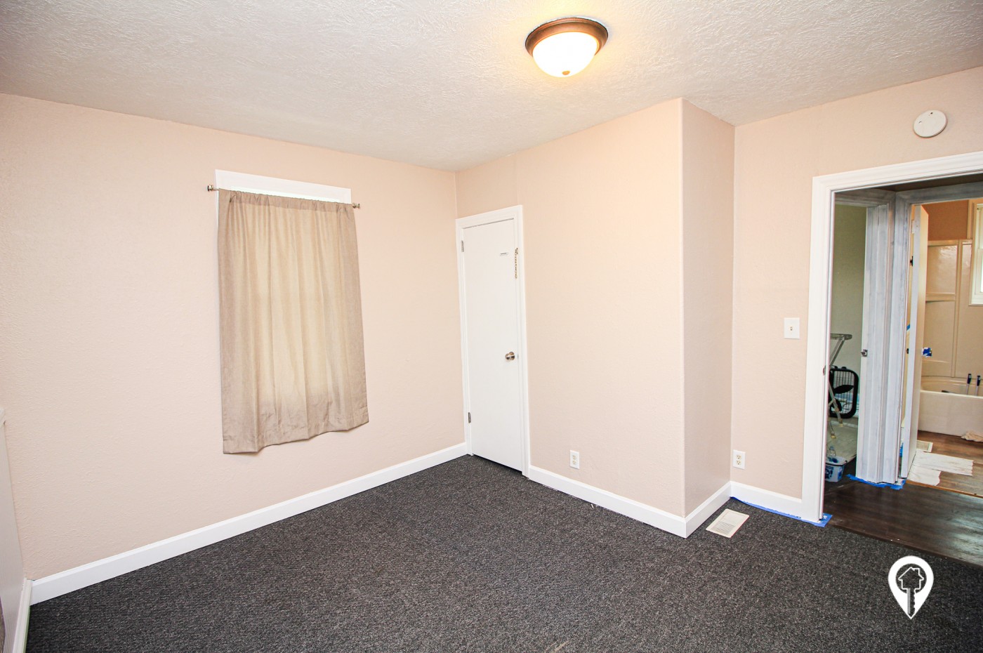 712 N Blauvelt House