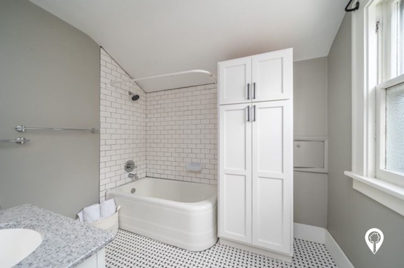1203 S 2nd Avenue House