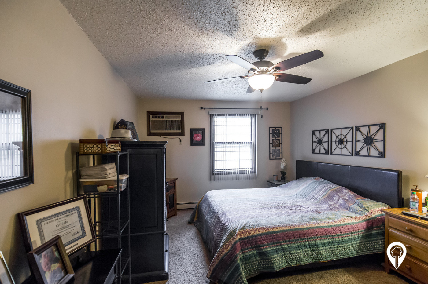 Crestview Apartments