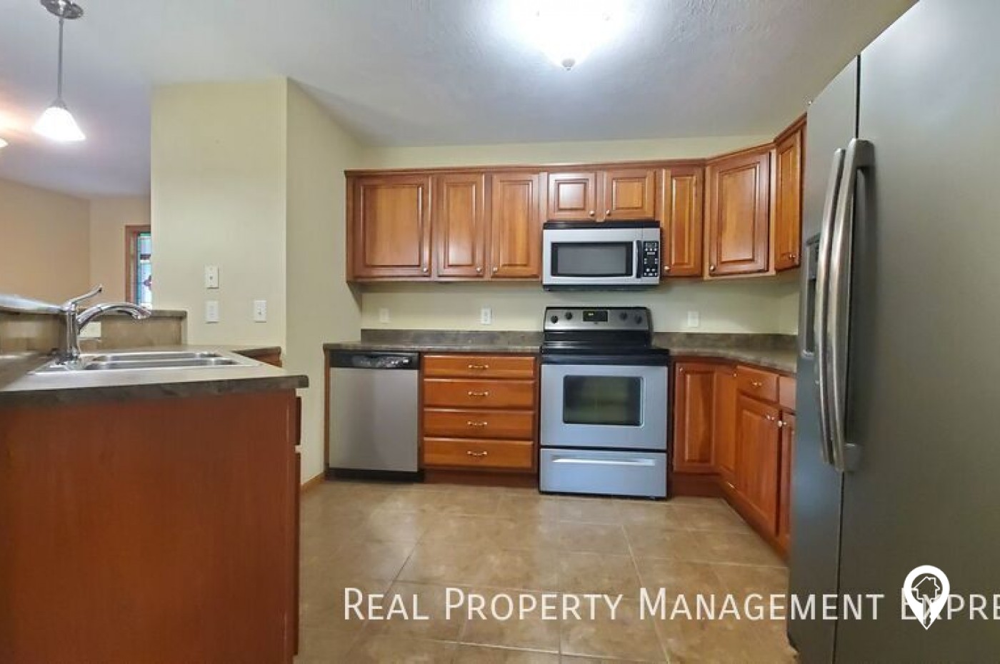 8500 W Lavern Wipf St Townhome