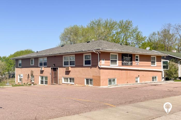 Blaine Avenue Apartments