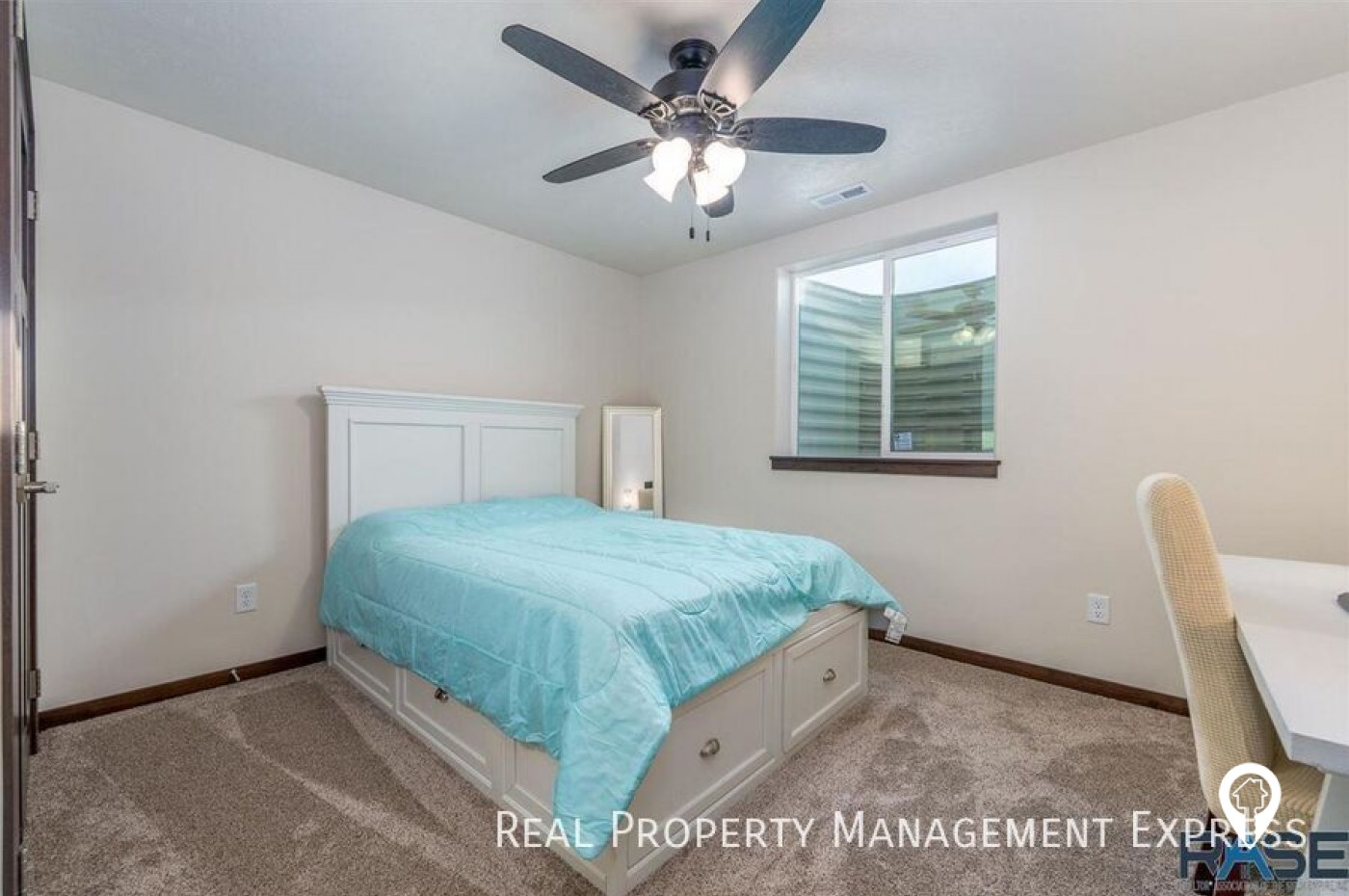 5316 S Eastwind Ave House