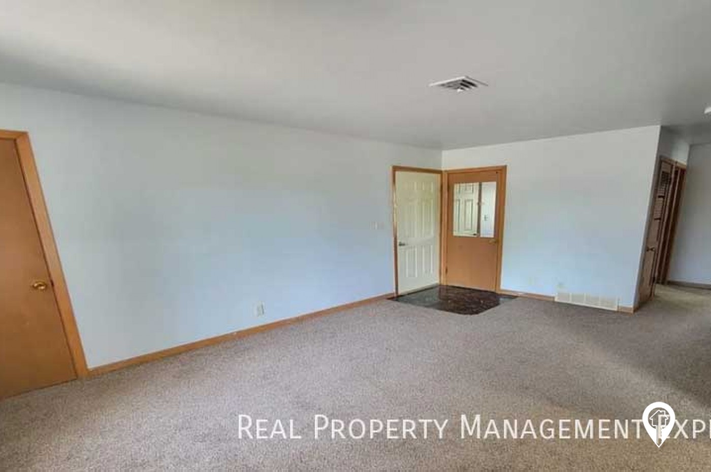 2607 E 18th St Apartment