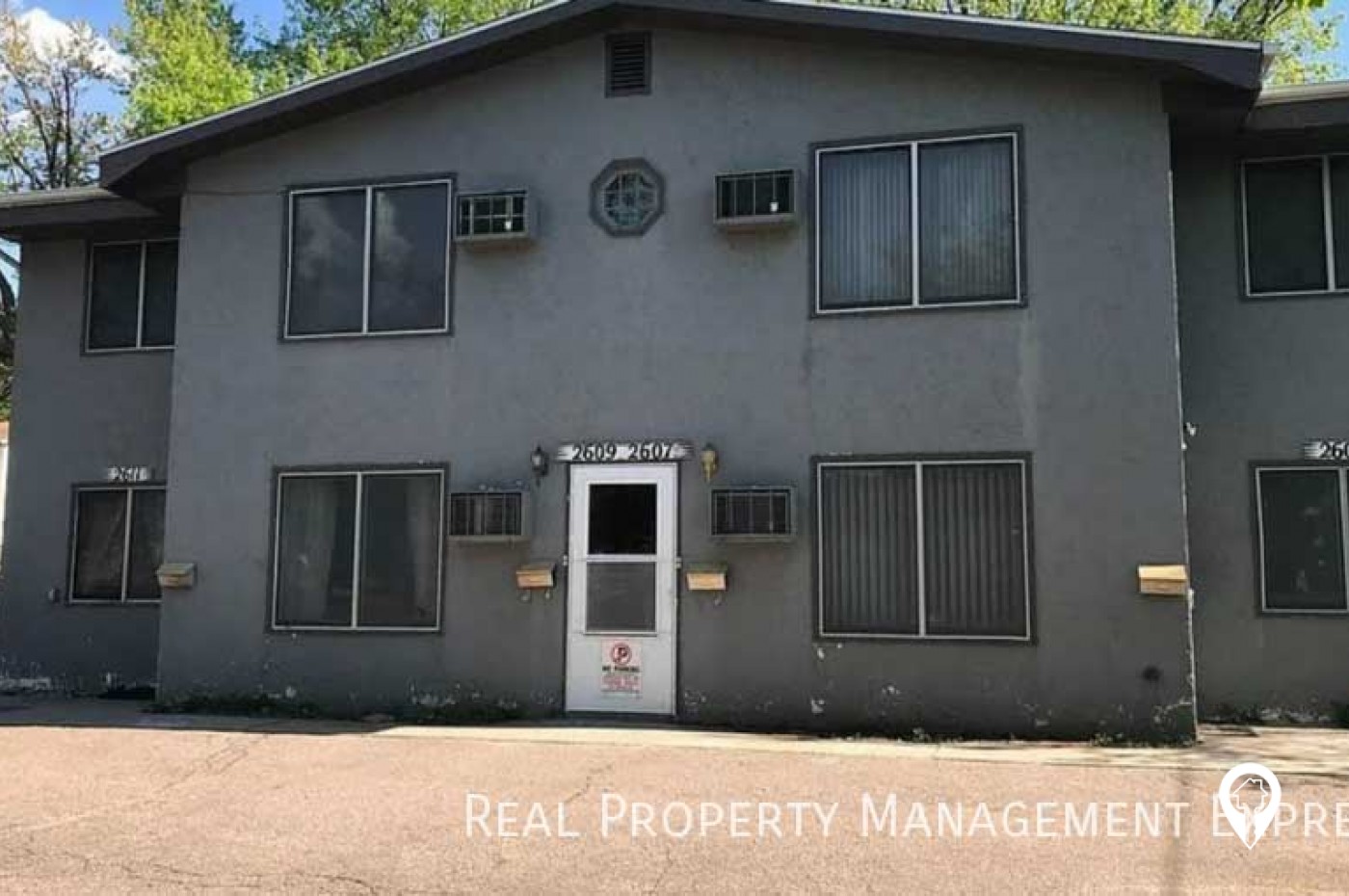 2607 E 18th St Apartment