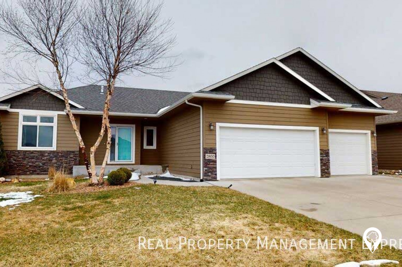 2900 S Statice Ave House