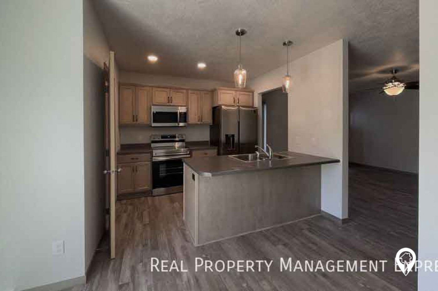 2338 S Ronsiek Ave Townhome