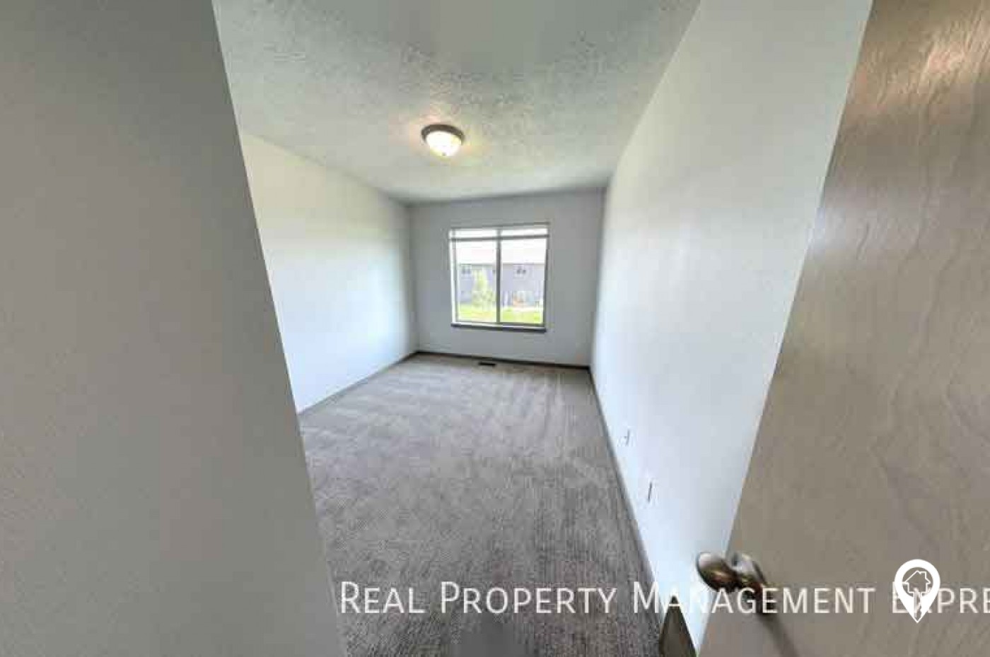 2338 S Ronsiek Ave Townhome