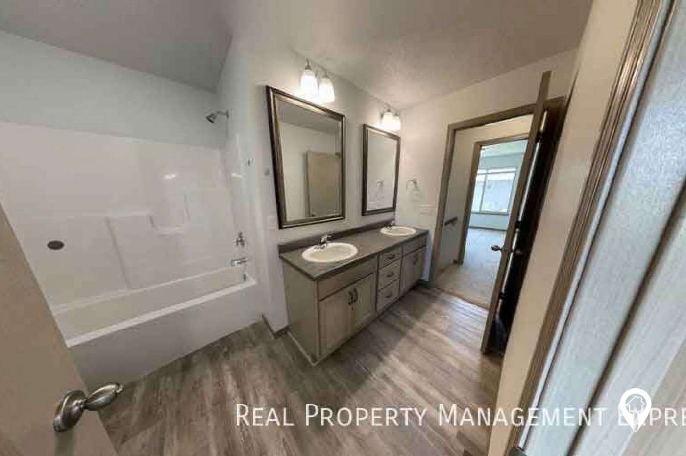 2338 S Ronsiek Ave Townhome