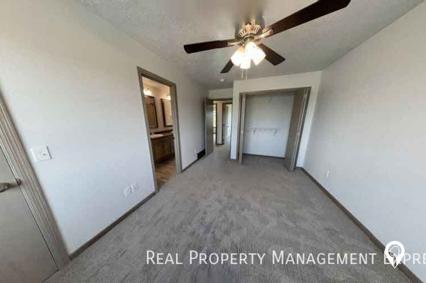 2338 S Ronsiek Ave Townhome