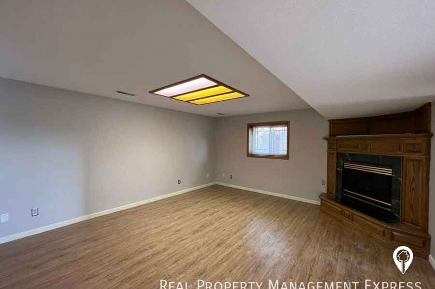 6104 W 53rd St House