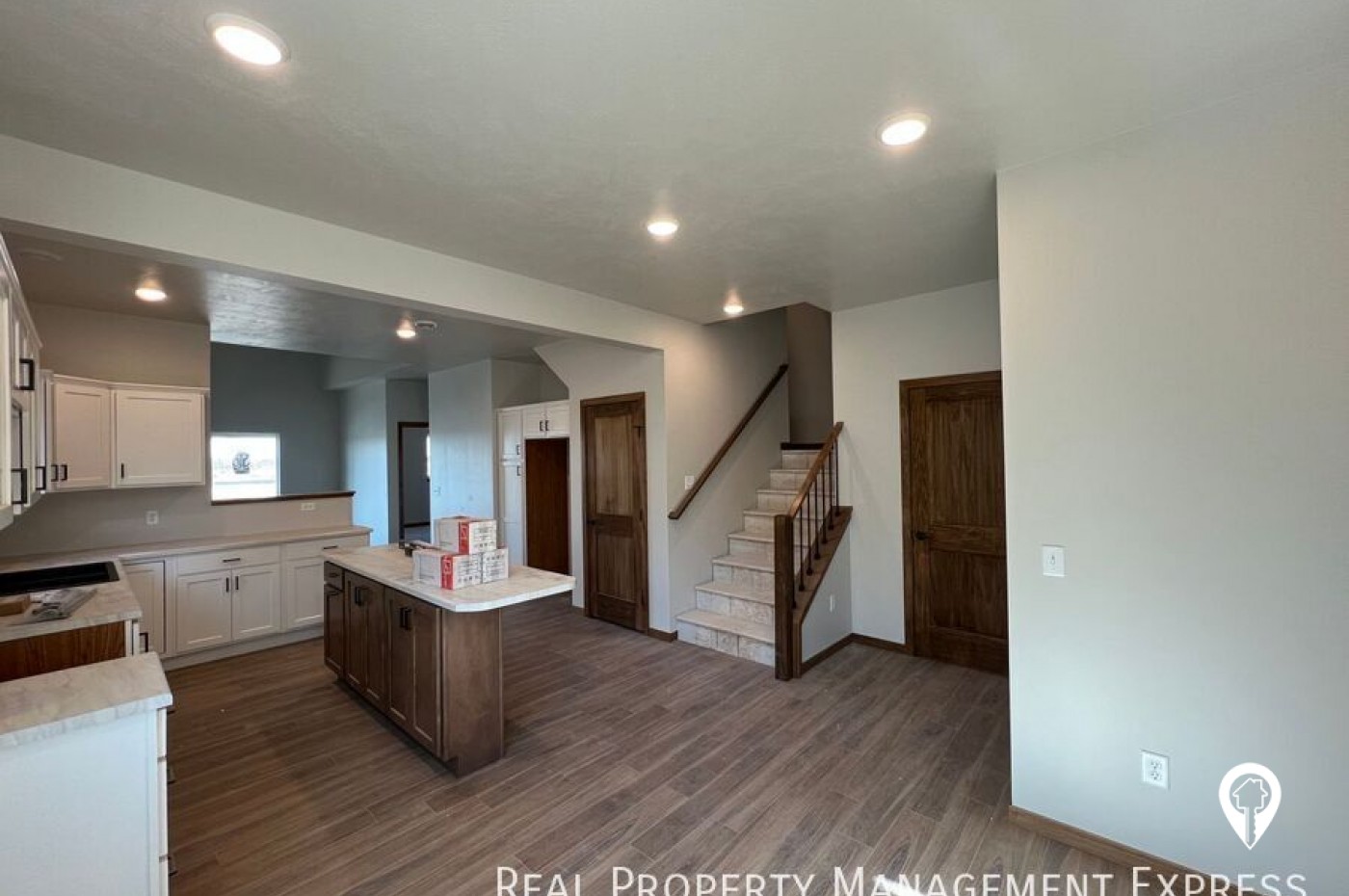 6160 S Alki Pl House