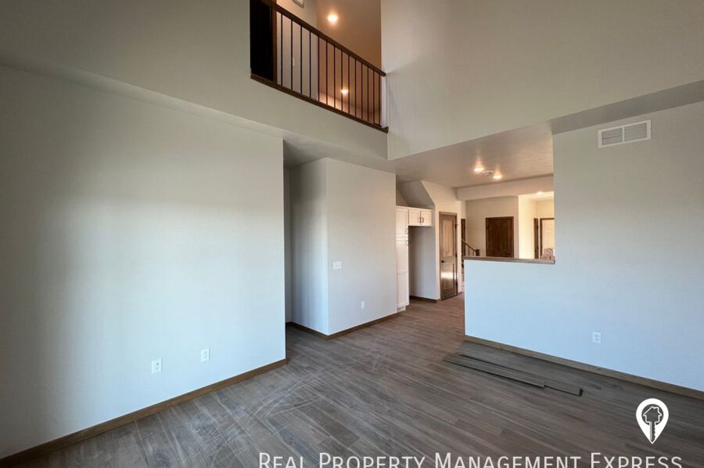 6160 S Alki Pl House