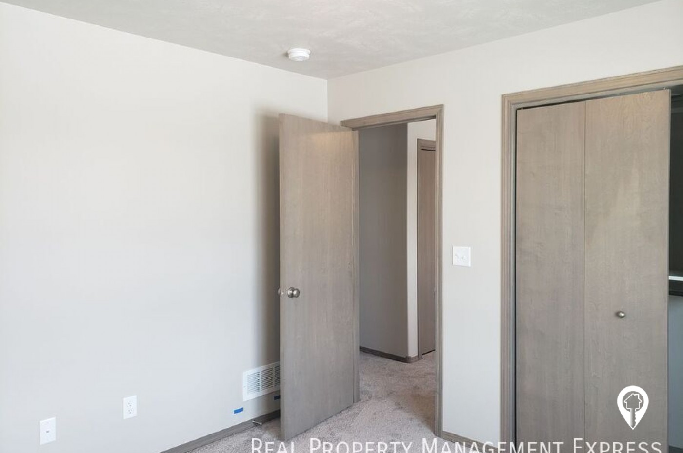 9300 W Ark Pl House