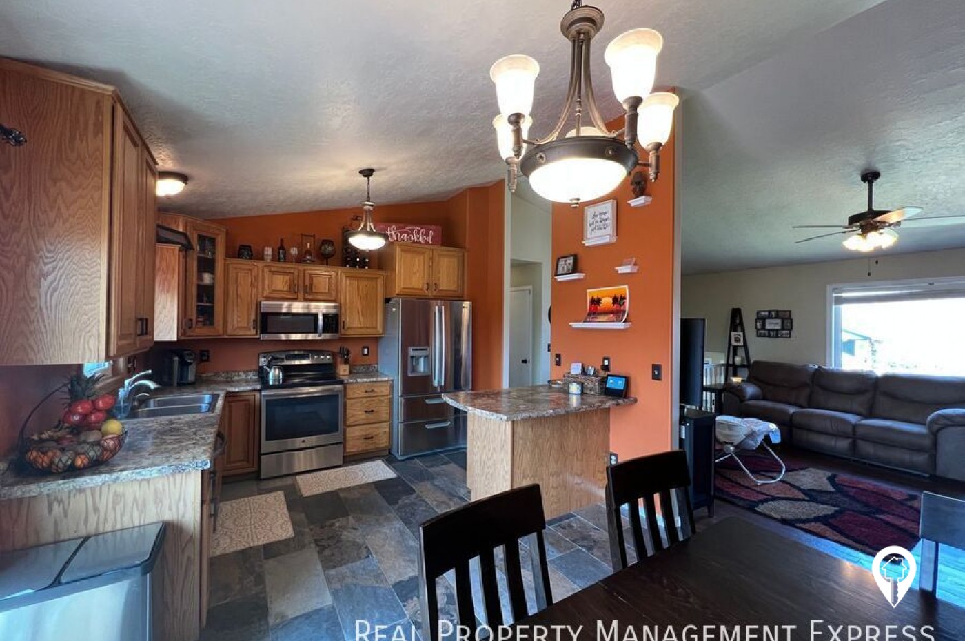 6423 W 54th St House