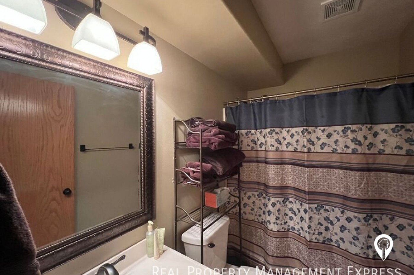 6423 W 54th St House
