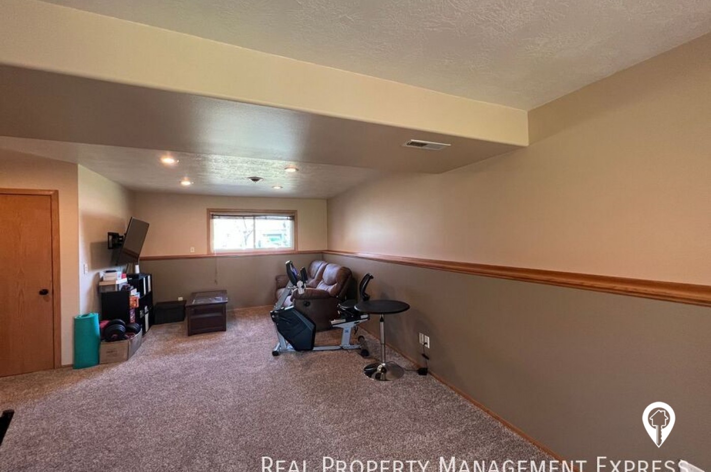 6423 W 54th St House